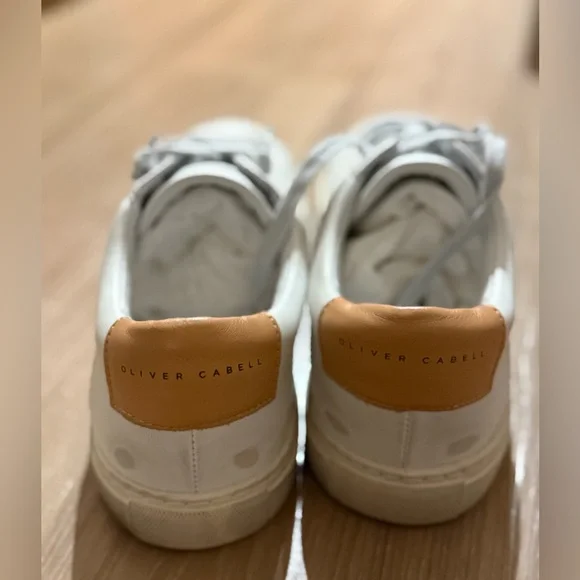 Oliver Cabell Women’s Low 1 Sequined Sneaker EU 39 - Picture 2 of 5